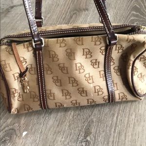 Dooney and Bourke purse
